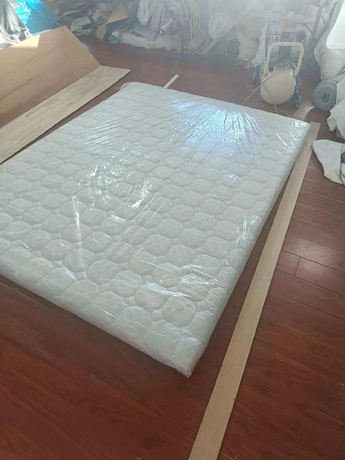 996打工人必备 泰国进口乳胶床垫推荐与乳胶海绵选购指南