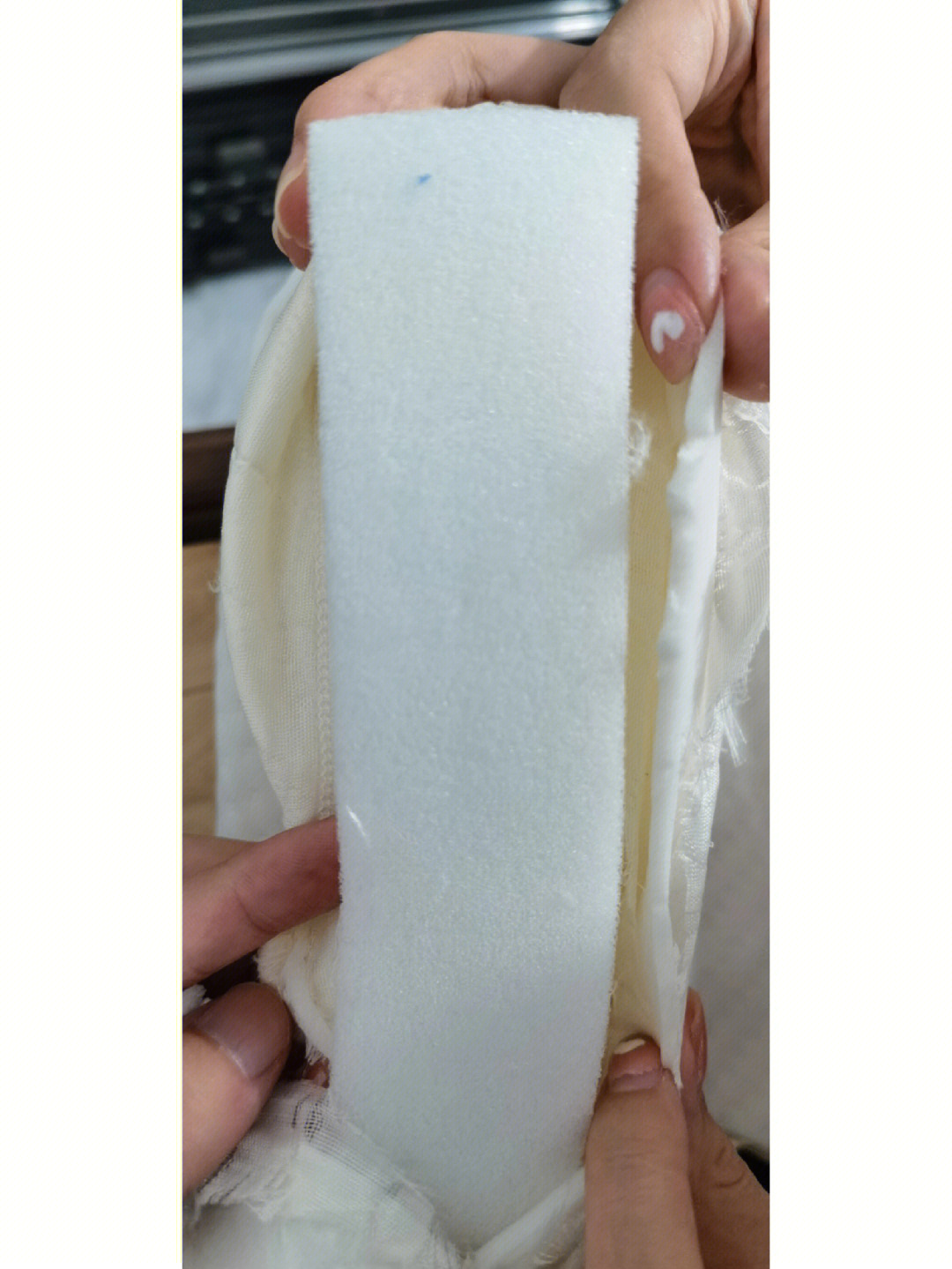 京东自营售卖劣质商品海绵垫当乳胶垫销售